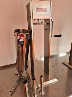 Plnička klobás 5 L Řeznická plnička klobás 5 L - 9