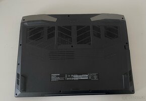Acer Predator Helios 300 - 9