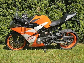 KTM RC 125 - 9