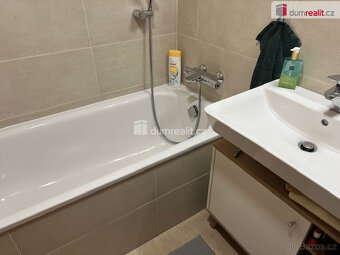 Pronájem 2kk 61,5m2 P4 Riviéra Modřany balkon 9m2 garážové s - 9