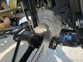 Polaris Sportsman 800 EFI zachovalý - 9