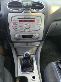 Ford Focus - 9