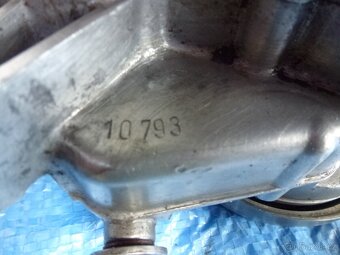 Babetta 207, 228 - 9