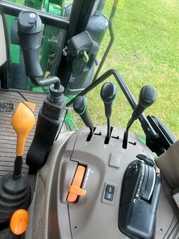 John deere 5100M - 9