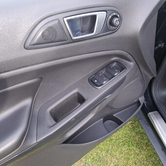 FORD ECOSPORT 1.5 TDCI TITANIUM - 9