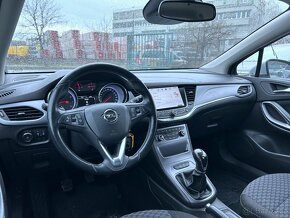 Opel Astra K Sports Tourer, Turbo, stříbrná - 9