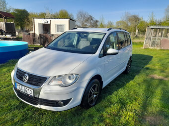 vw touran 1.6 mpi - 9