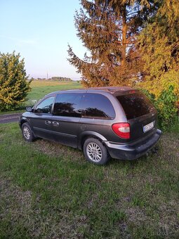 Chrysler voyager - 9