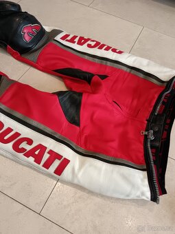 Ducati Psí Hubík-Pánská kožená moto kombinéza, dvoudílná - 9