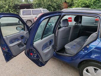 benzínový Renault Clio 1.2 - 9