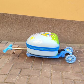 Dětská koloběžka s kufříkem - 9