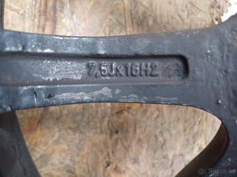 Límcová alu kola 4x100, R16 - 9