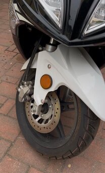 Skútr KENTOYA VIKING 4T 125ccm NAJETO POUZE 883KM - 9
