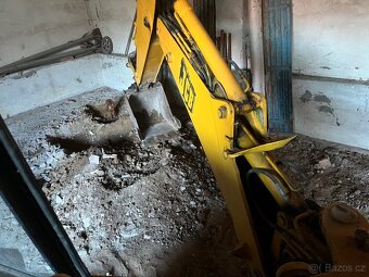 JCB 3CX klapačka 4 lopaty vidle - 9