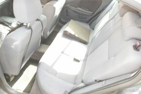 Niisan Almera 1.5i/72kW.r.2006, naj. 160.500 km - 9