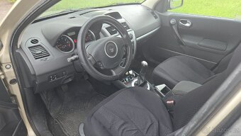 Renault Megane - 9