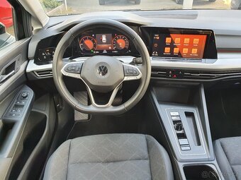 VW Golf 8 Variant Life 2.0TDI 110kW DSG Ambient FULL LED ACC - 9