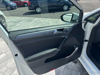 Volkswagen Golf 1,0 TSI 85 Kw Rabbit - 9