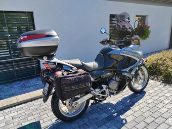 Honda xl 1000 Varadero - 9