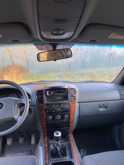 Kia Sorento 2,4i 4x4 r.v. 2003 - 9