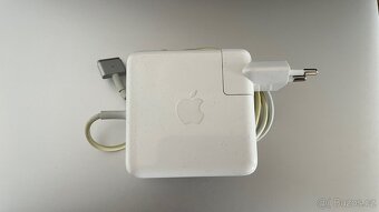 Apple MacBook Pro 2015 13” - 9