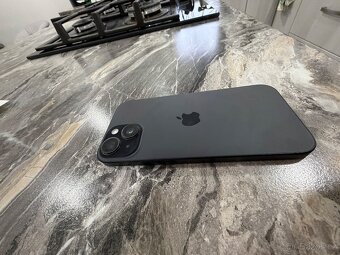 IPhone 15 128Gb - 9