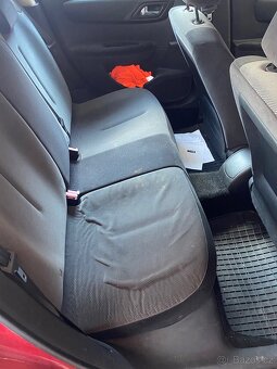 Citroen c4 1.4 65kw - 9