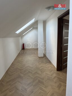 Prodej bytu 4+kk, 168 m², Chrudim, ul. Široká - 9