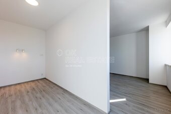 Pronájem byty 2+kk, 45 m2 - Plzeň - Skvrňany, ev.č. 00696 - 9