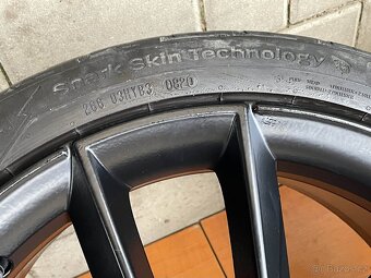GEMINI SCHWARZ skoda Octavia RS 3 5x112 7,5x18 ET 51 - 9