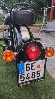 Royal Enfield 500 Bullet Classic - 9