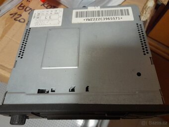 Prodám staré autorádio značky VW beta 80-90.leta - 9
