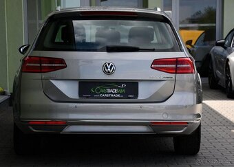 Volkswagen Passat 2,0TDi DSG ELEGANCE ČR - 9