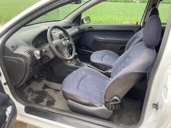 Peugeot 206 1,4i 55kW první majitel koupeno v ČR - 9