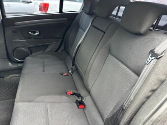 Renault Laguna 1.5 DCI - 9