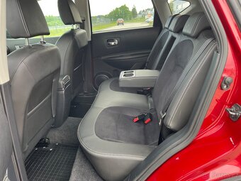 Nissan Qashqai 1.6i - 9