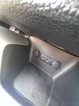 Kia Ceed 14 16V Benzín - 9