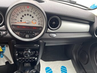 Prodám Mini Cooper 1.6 i,r.v.2012 75 koní, nový olej a brzdy - 9