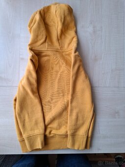 4 Dětský svetr velikosti 122 - 9