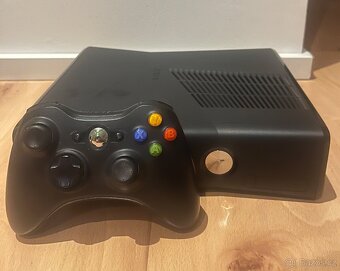 Herní volant + Xbox 360 + kinect, ovladač, hry - 9