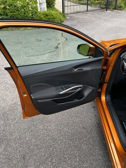 Škoda Fabia IV 1.0 TSI Style, 2022 – oranžová metalíza - 9