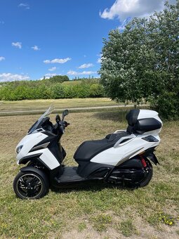 Peugeot Metropolis 400 - 9