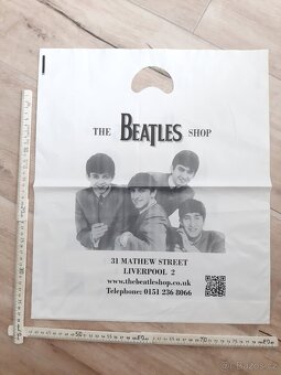 Igelitova Taška,  cigarety   tuzex  Beatles... - 9