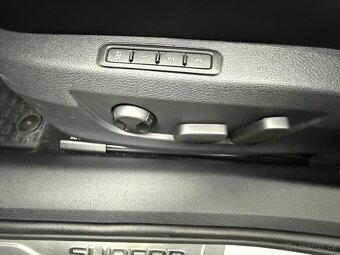 ŠKODA SUPERB 3 1,4TSi iV STYLE DSG TAŽNÉ Koup.ČR,2022,84tkm - 9