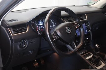 Škoda Octavia III 1.6TDI Elegance Navi Tažné - 9