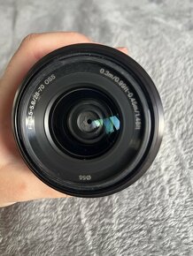 Objektiv Sony 28-70 mm f/3,5-5,6 OSS - 9