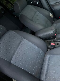 Škoda octavia 1.9tdi 81kw celek nebo díly - 9
