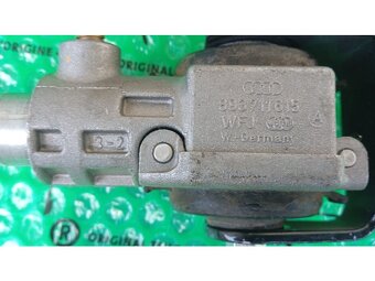 táhlo řazení s kloubem Škoda Felicia 1.6 MPI a 1.9d 6U071115 - 9
