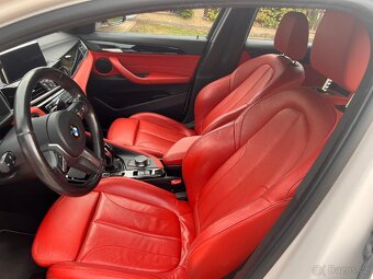 BMW X2 xDrive20d - model M sport - pohon 4x4- bílá - 9