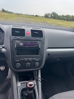 Volkswagen Golf 5 1.9tdi 77kw - 9